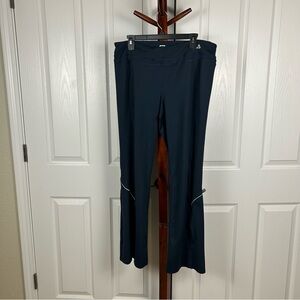 Fila Sport XL Navy Bootcut Yoga Pants 31" inseam Gym Class Comfy Stretch